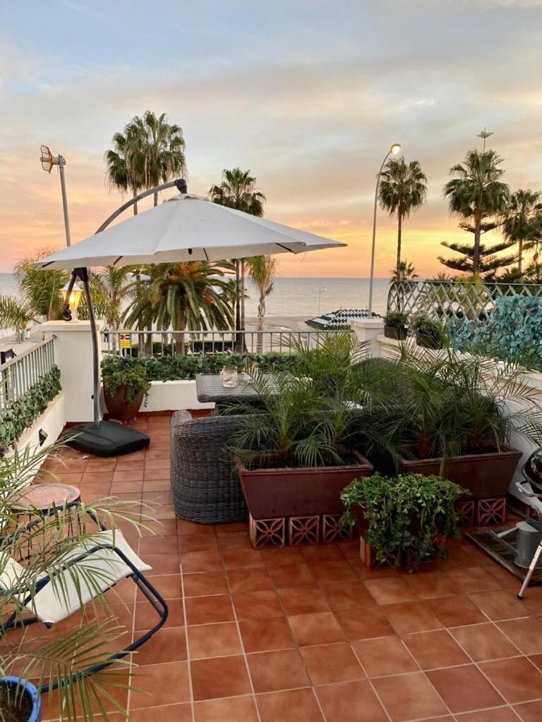Apartamento En Primera Linea De Playa Nerja Eksteriør billede